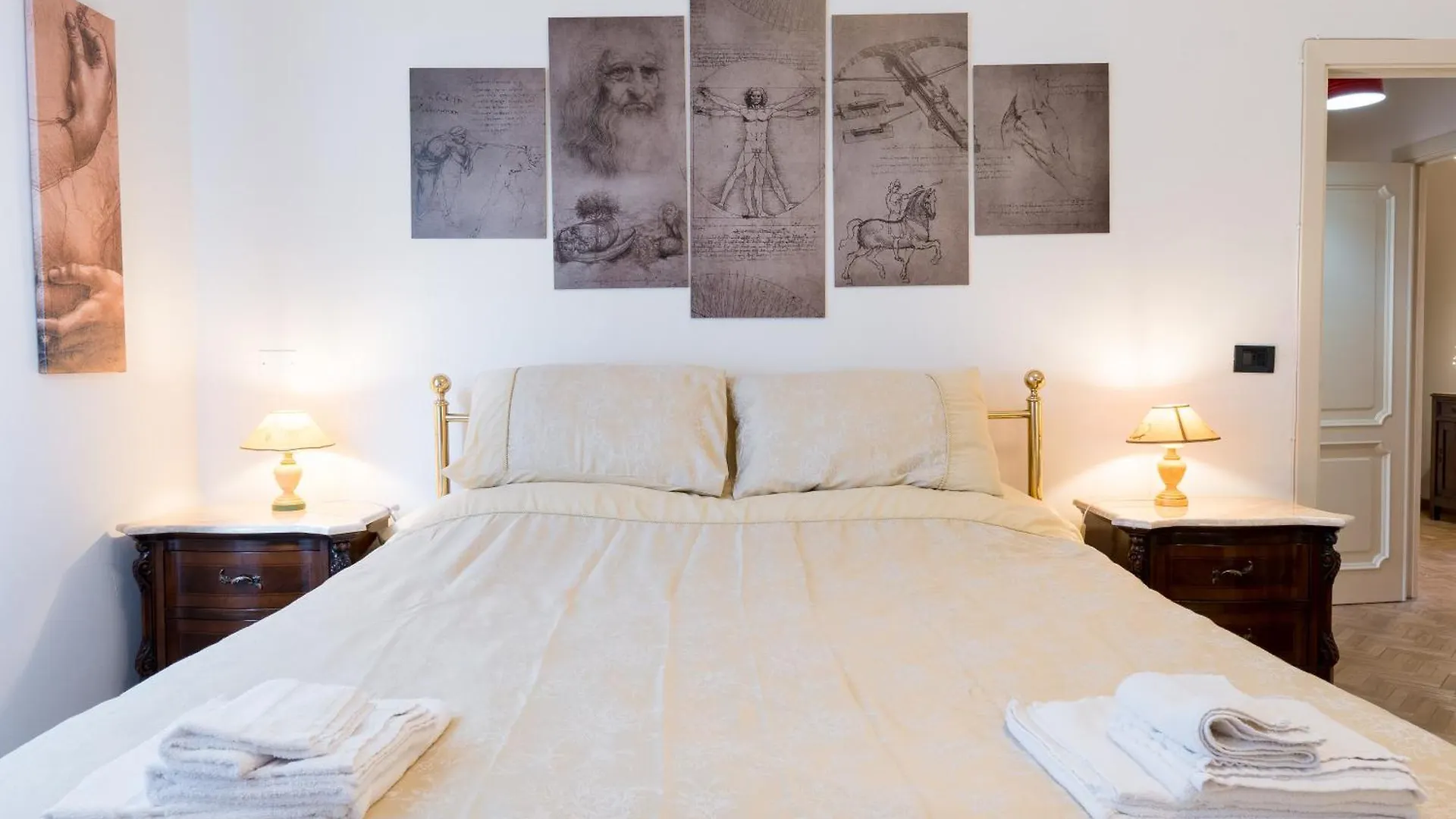 Art Rooms Arezzo 0*,
